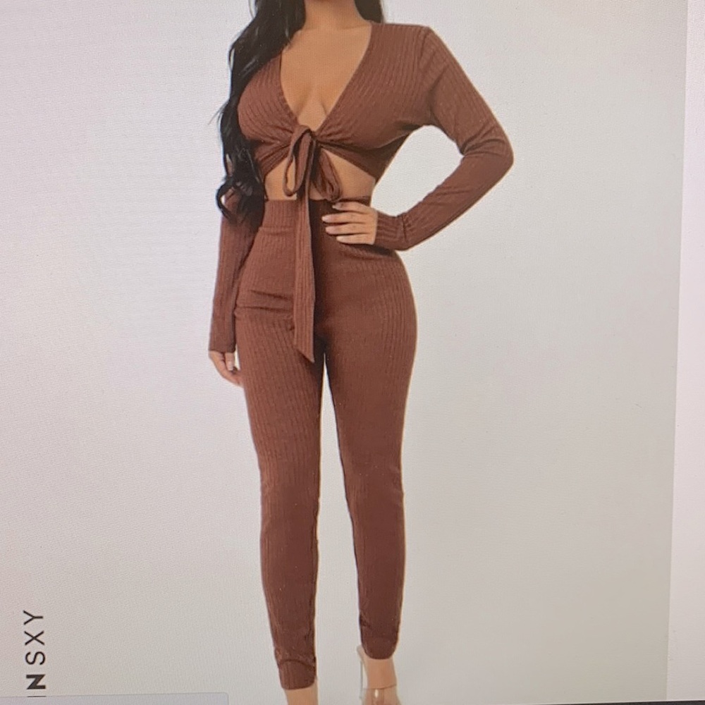 Shein Black Tie front crop top and leggings